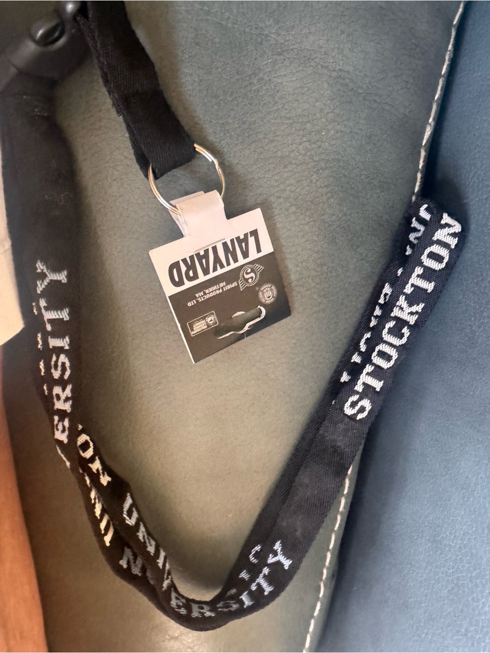 BLACK STOCKTON UNIVERSITY Lanyard with Key Ring